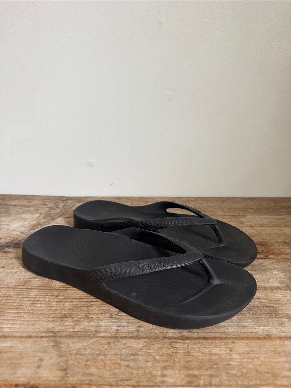 Archie’s Black US 10 Flip Flops Womens